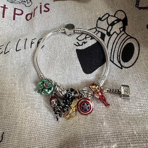 Pandora Bracelet Pendant - Picture 2 of 7